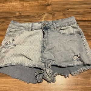 Womens Jean shorts.
